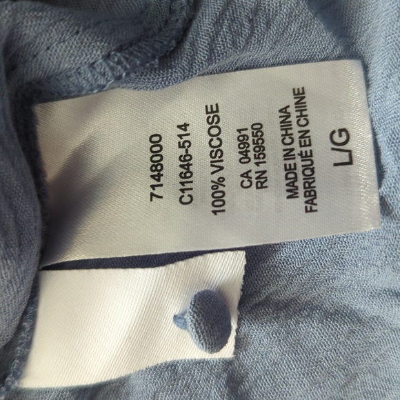 L: Dalia Sleeveless Button Shirt - Picture 6 of 6